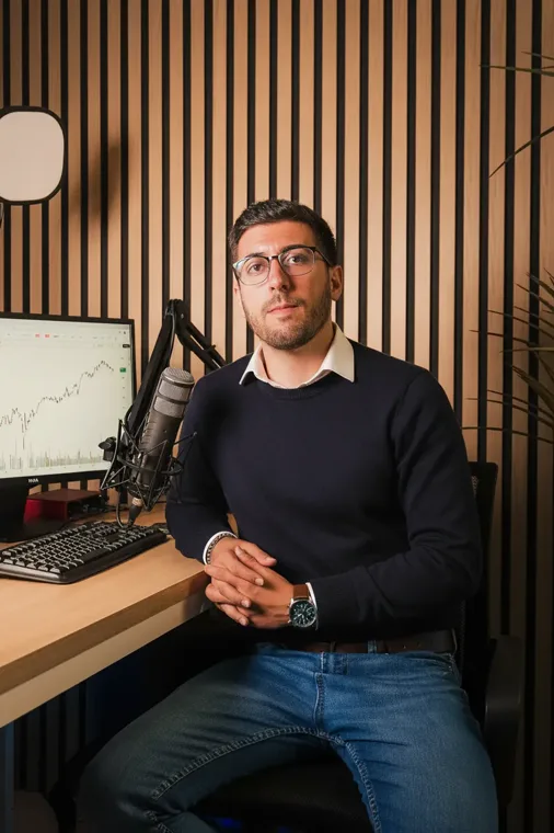 Miguel Hernández, mentor y cofundador de Traders Business School